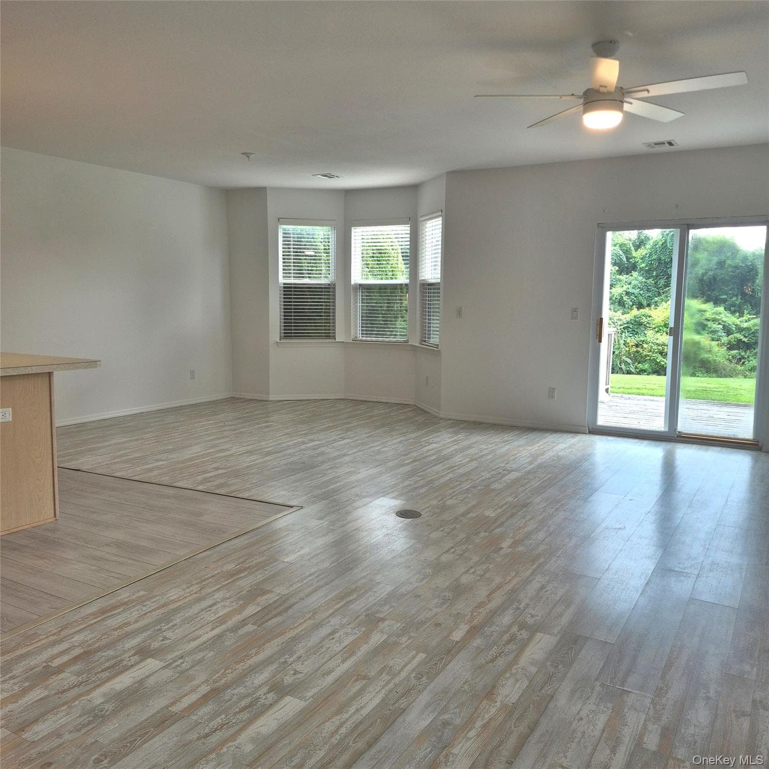 2501 Willow Pond Drive thumbnail 8