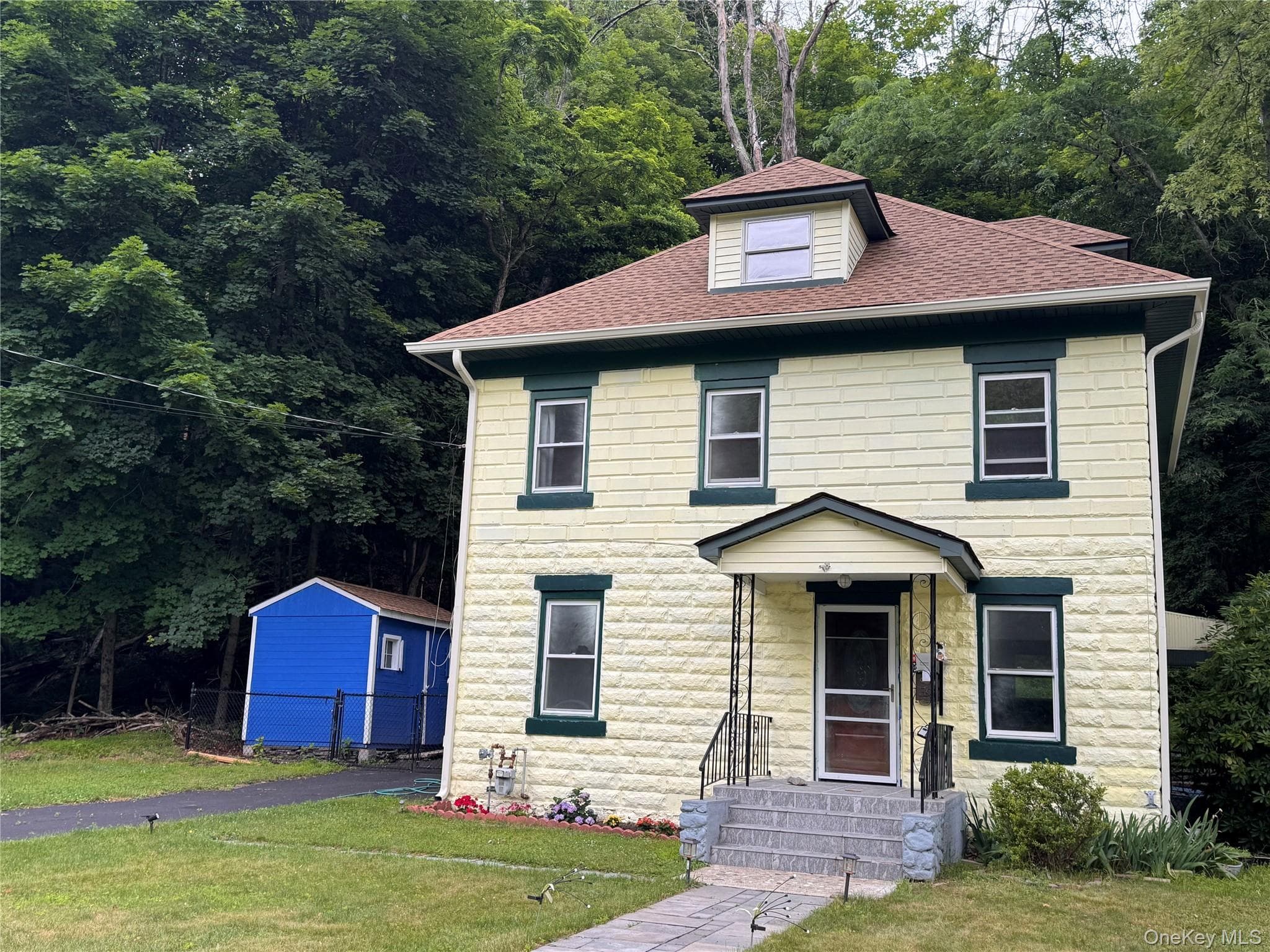 39 Reservoir Avenue thumbnail 4