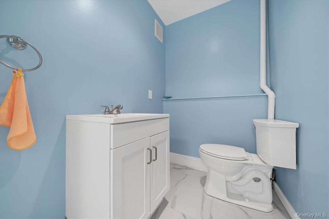 39 Reservoir Avenue thumbnail 15