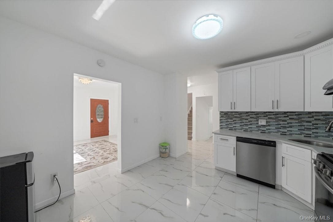 39 Reservoir Avenue thumbnail 14