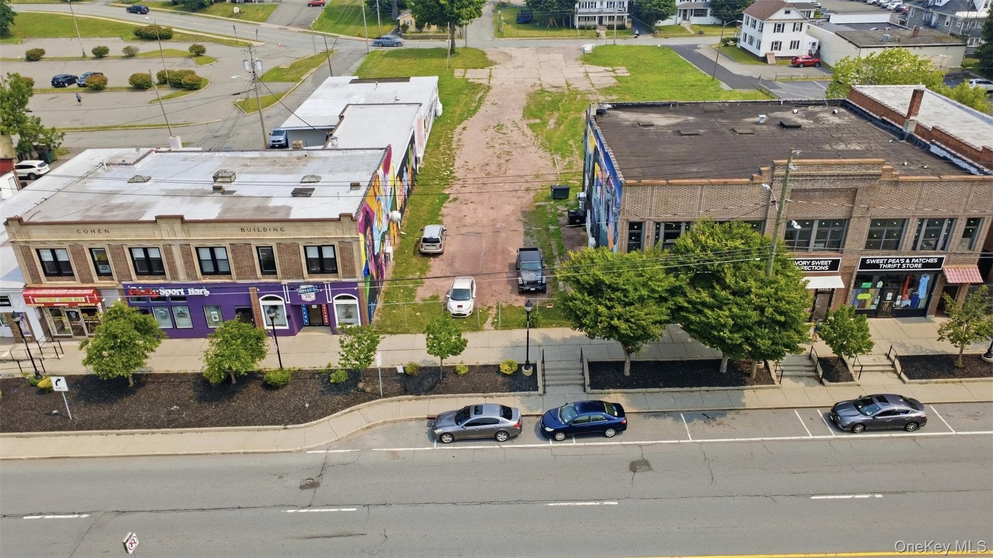 452 Broadway thumbnail 3