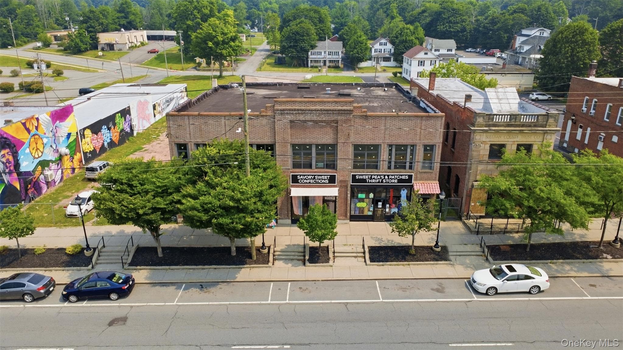 452 Broadway photo 1