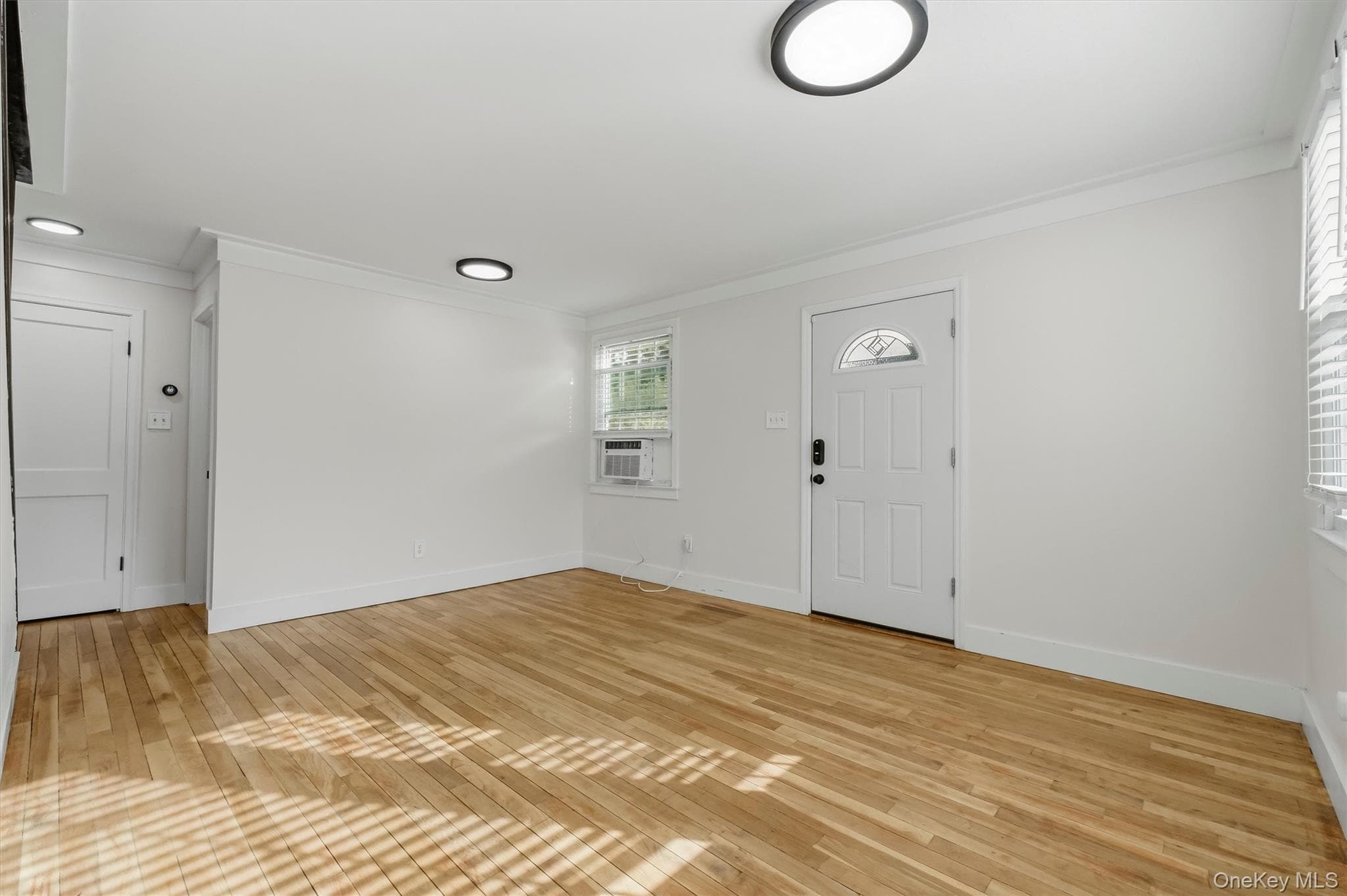 3 Kinderhook Drive thumbnail 6