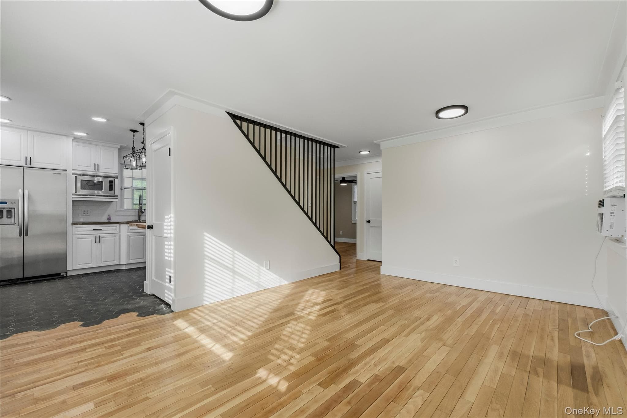 3 Kinderhook Drive thumbnail 7