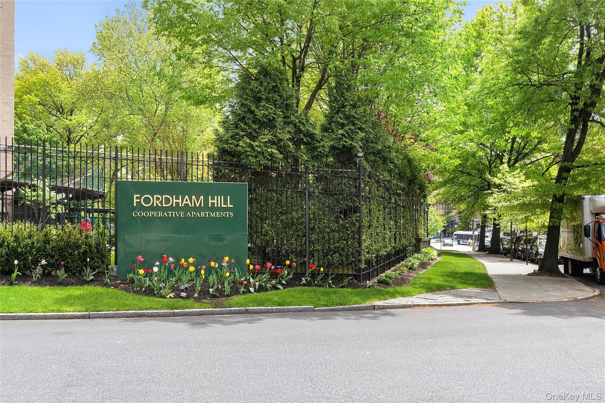8 Fordham Hill Oval Unit: 16D thumbnail 20