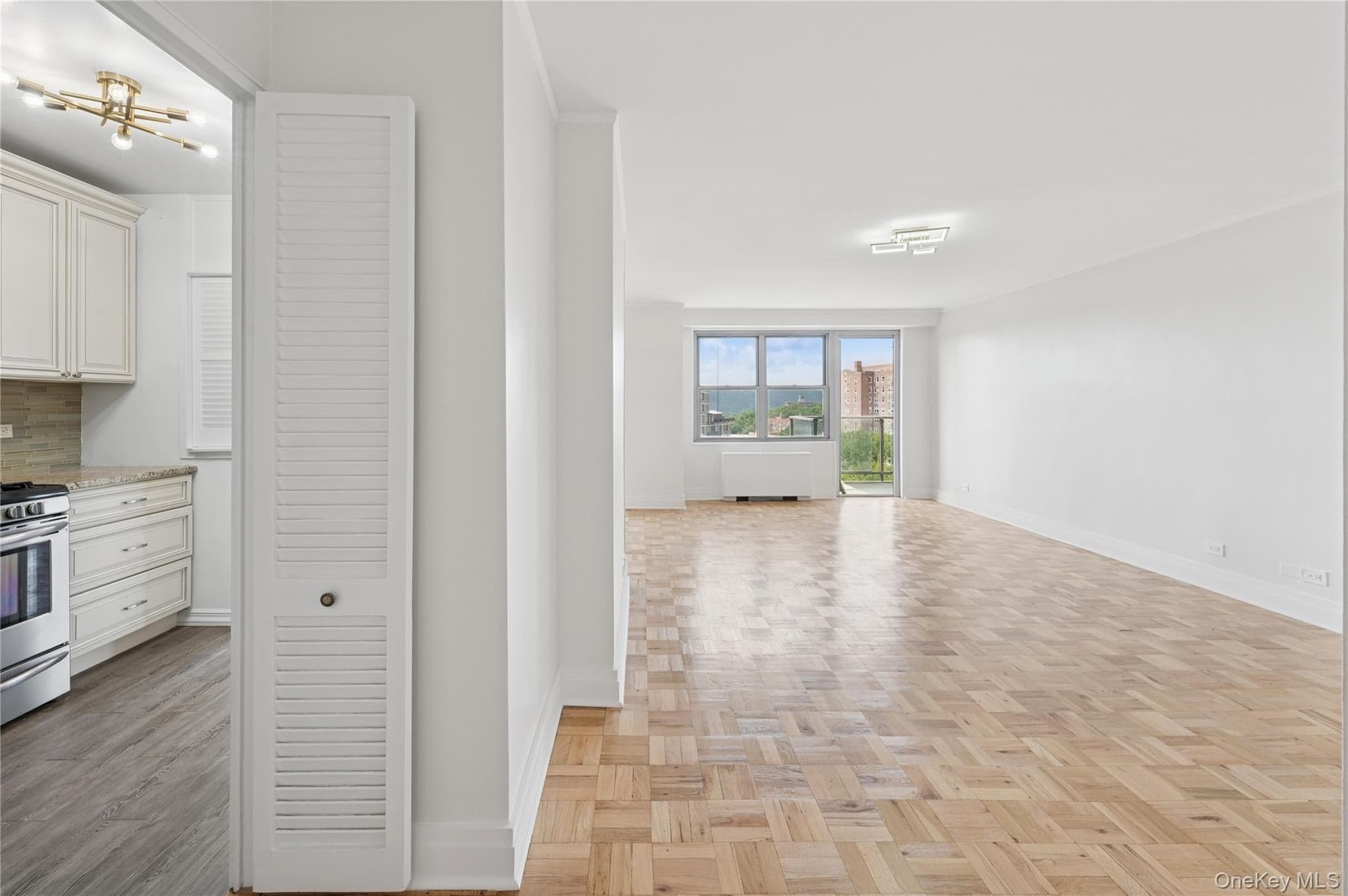 2500 Johnson Avenue Unit: 15N thumbnail 6