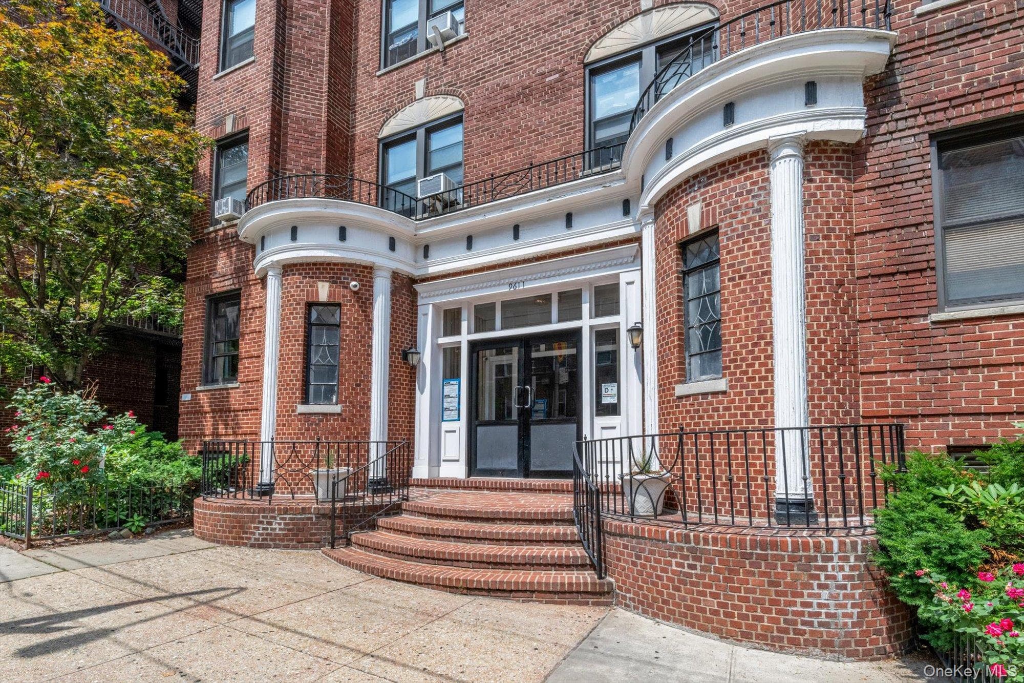 96-11 65 Road Unit: 305, Rego Park