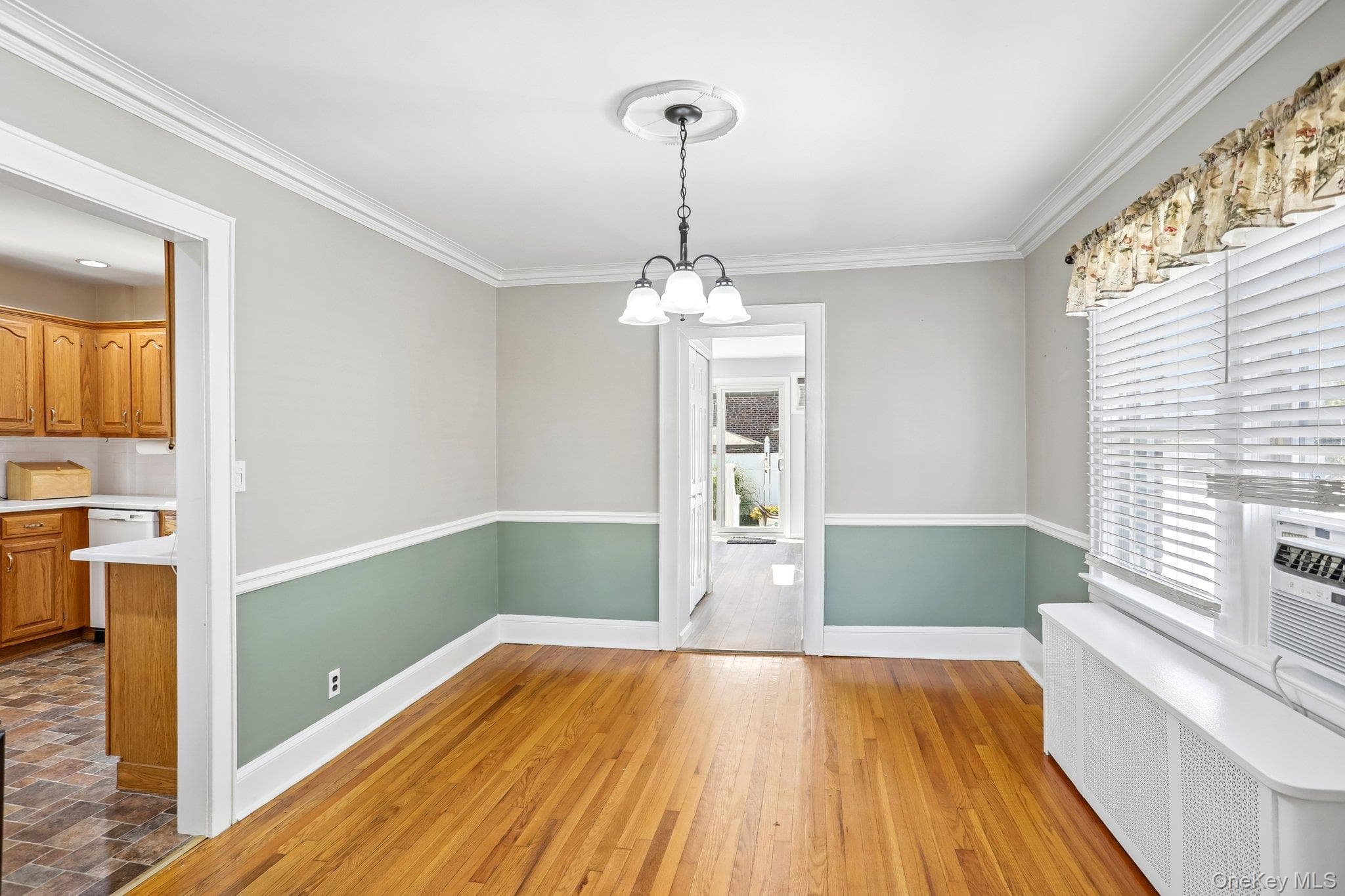 309 Bellevue Avenue thumbnail 11