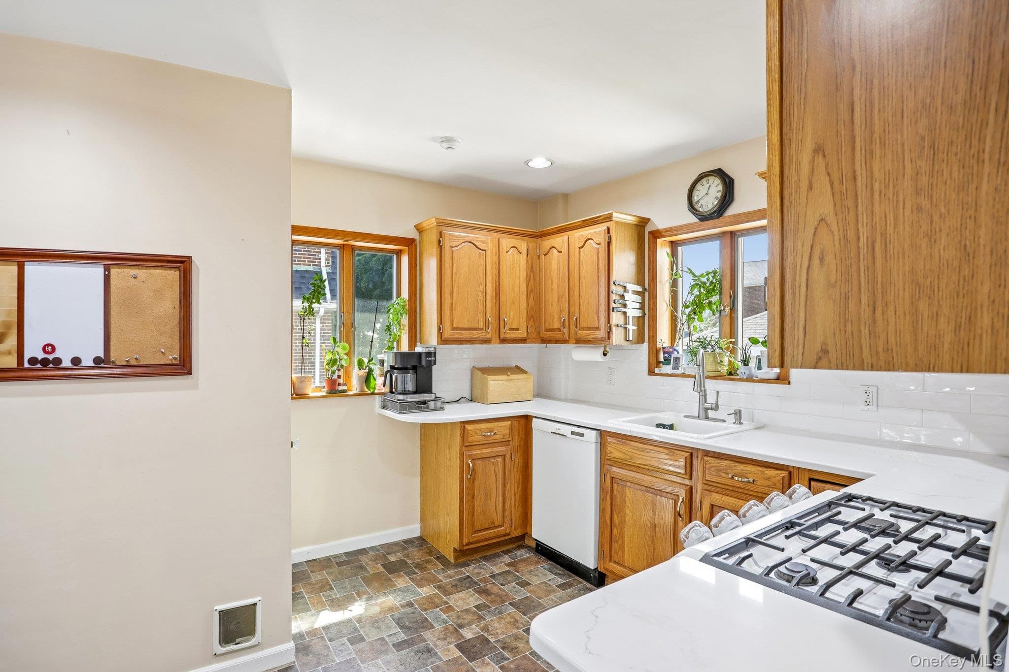 309 Bellevue Avenue thumbnail 12