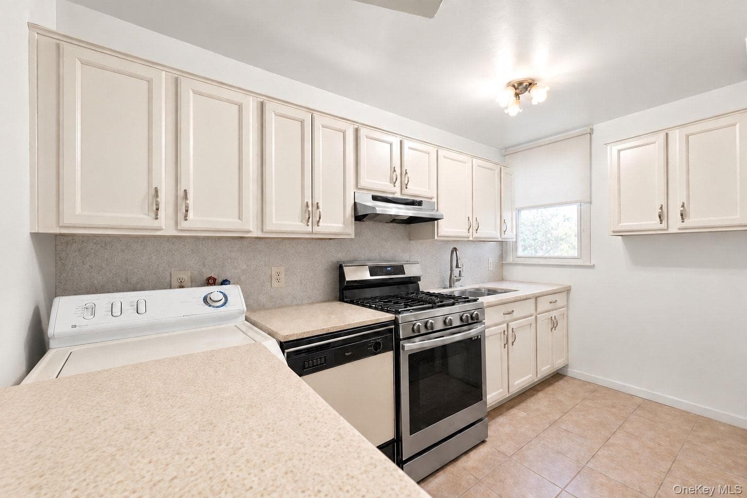 478 Bainbridge Street Unit: 1A thumbnail 12