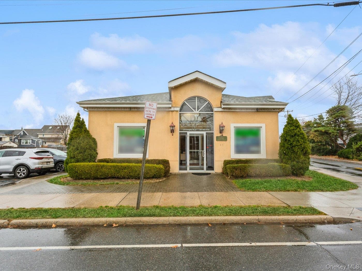 270 Doughty Boulevard thumbnail 3