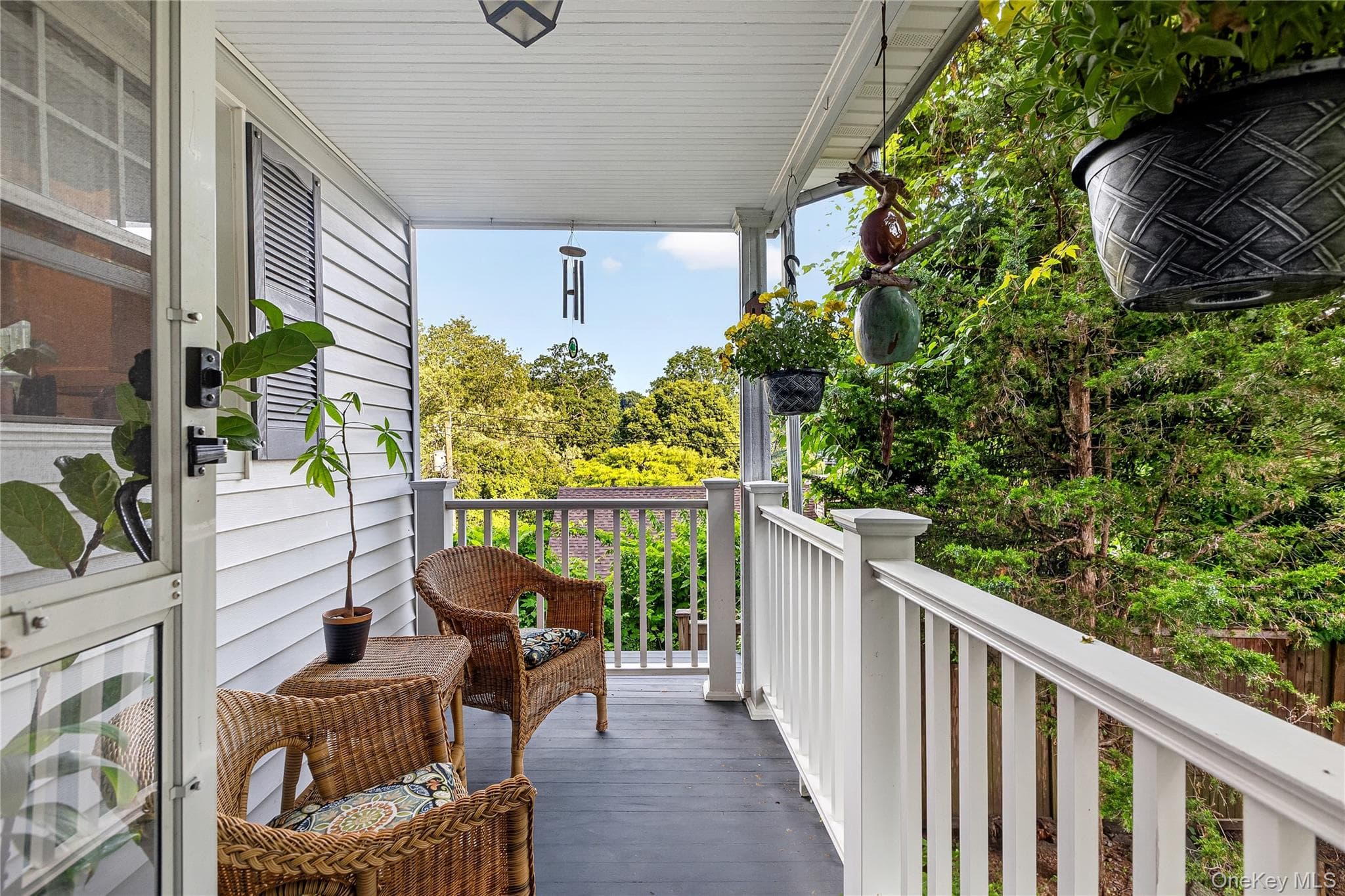 2 Bayview Terrace thumbnail 2