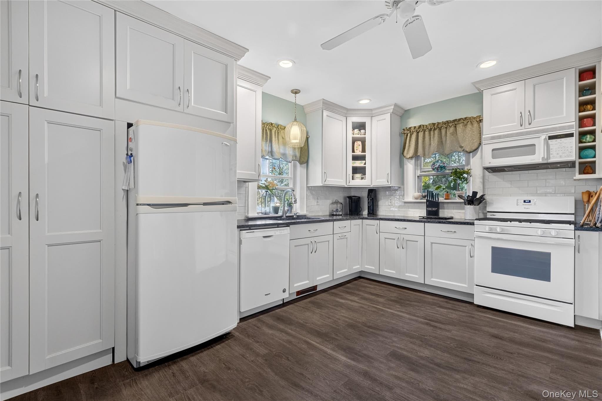 2 Bayview Terrace thumbnail 7
