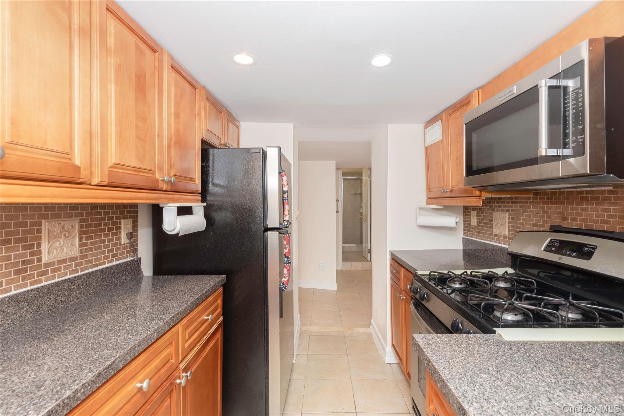 2035 Central Park Avenue Unit: AA4 thumbnail 2