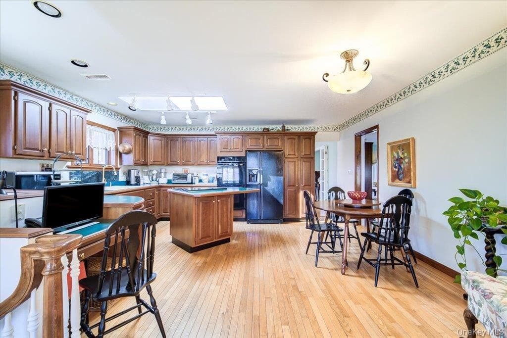 650 Netherwood Road thumbnail 15