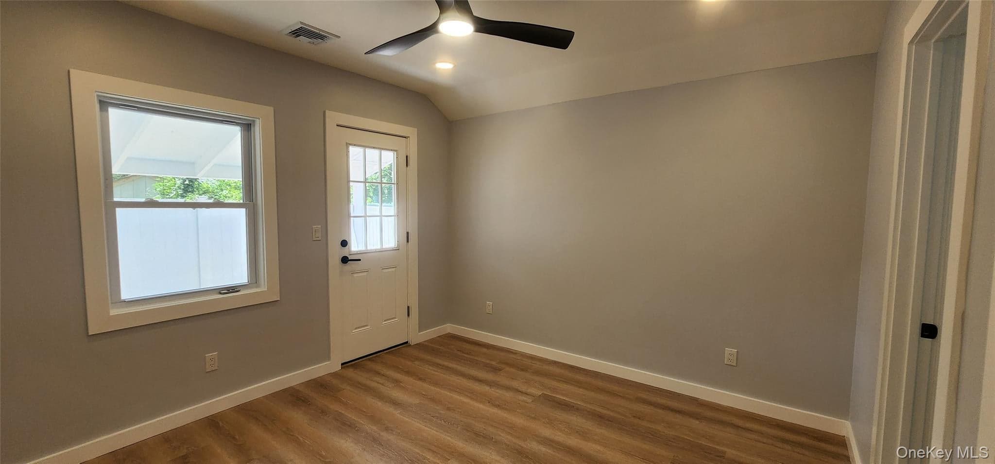 68 Montauk Drive thumbnail 21