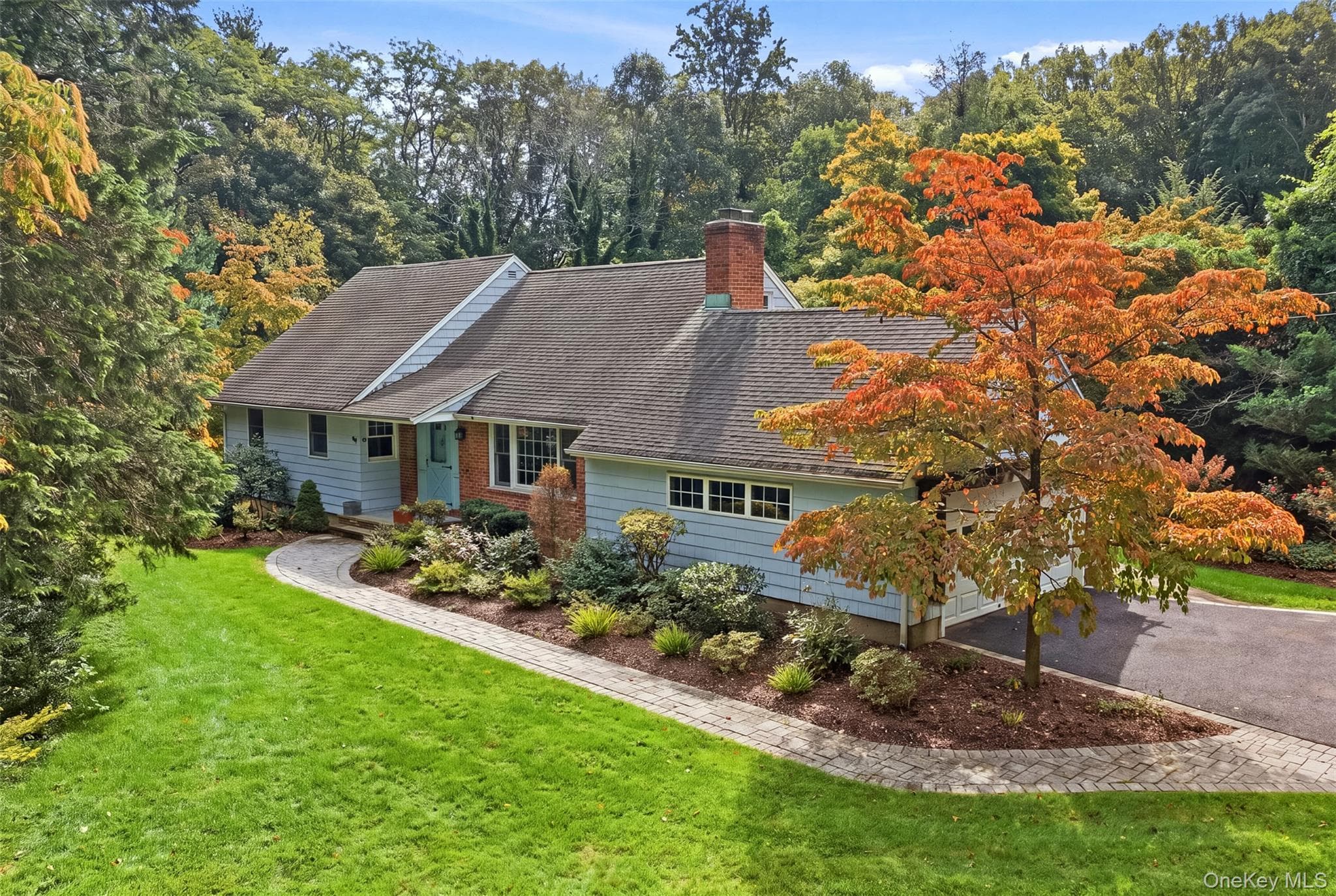 174 Flower Hill Road photo 1