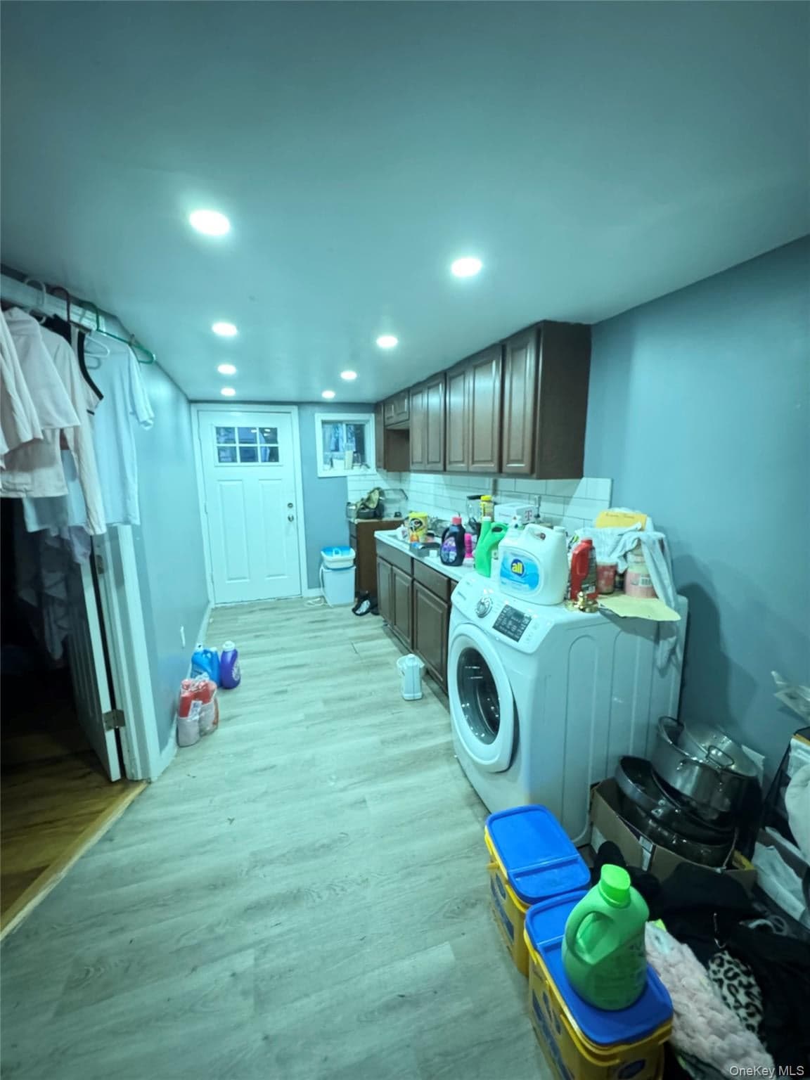 342 E 194th Street thumbnail 21