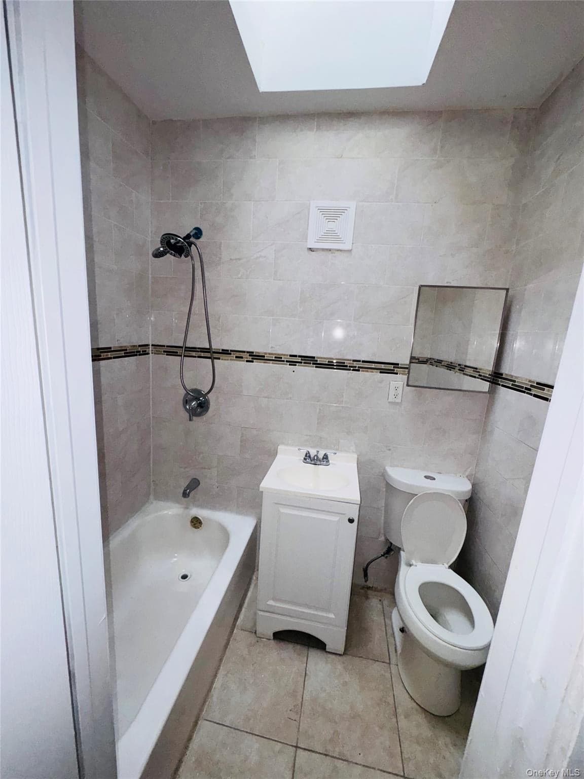 342 E 194th Street thumbnail 14