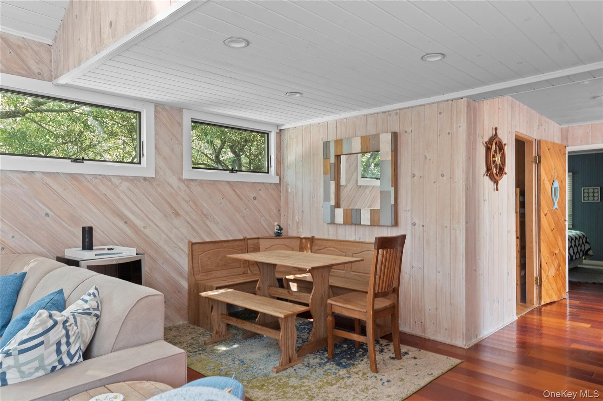 20 Seneca Street thumbnail 6