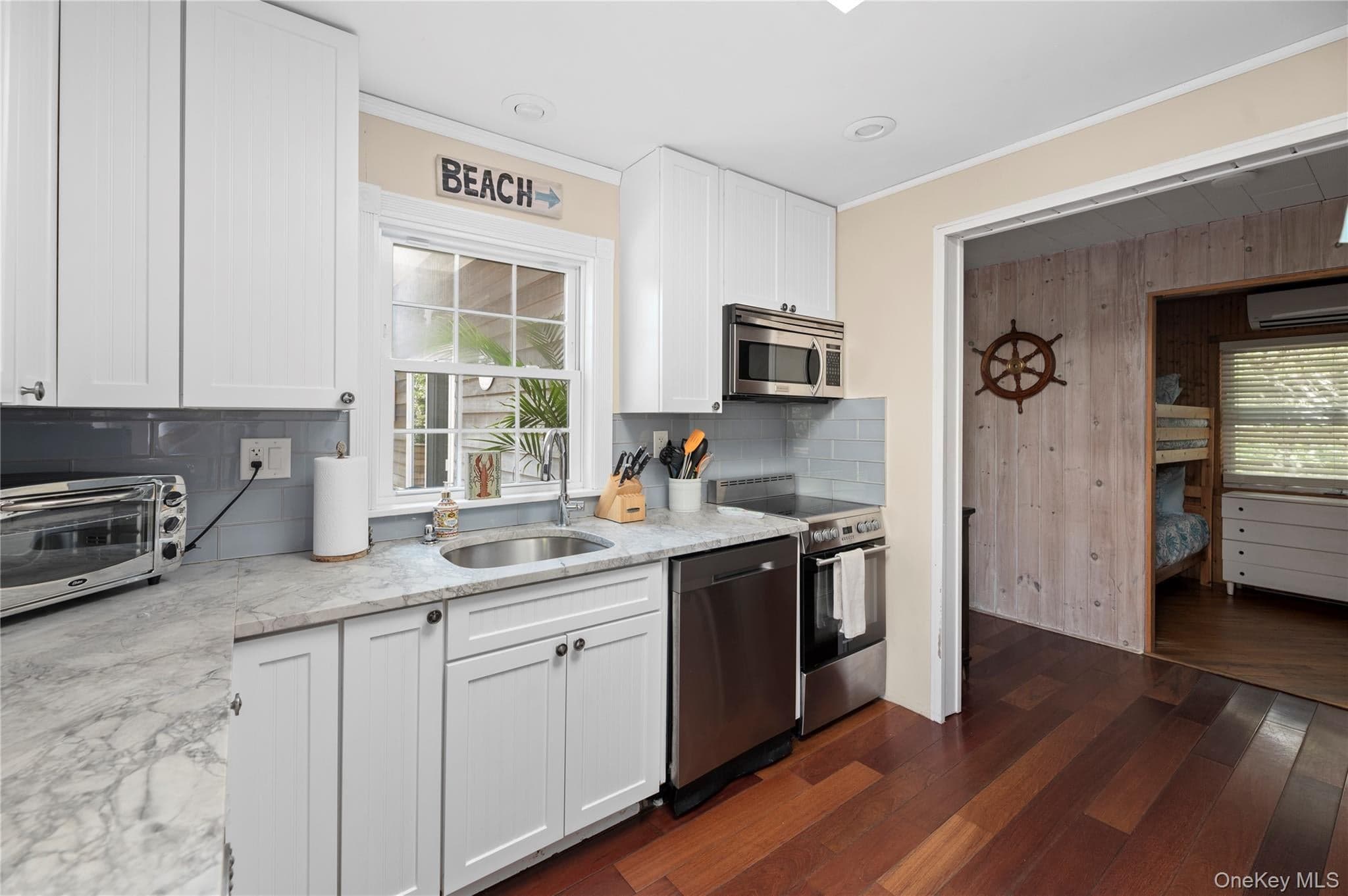 20 Seneca Street thumbnail 3