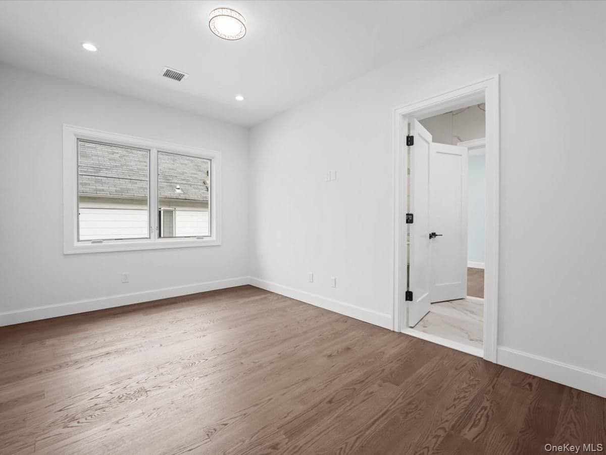 7 Floyd Place thumbnail 24