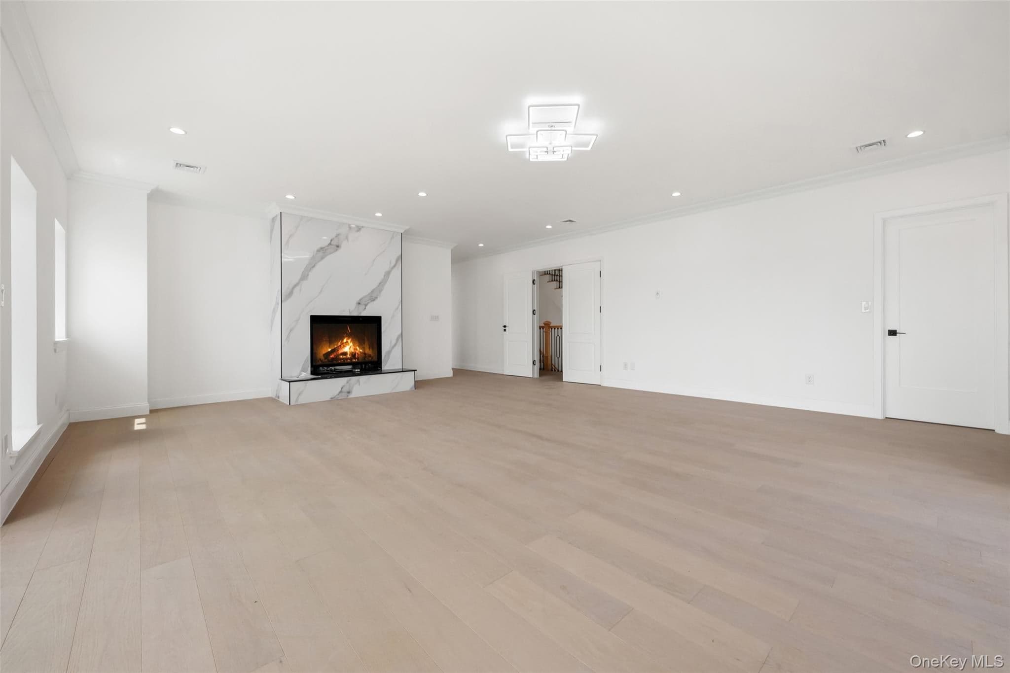 4 Angelas Place Unit: 1 thumbnail 25