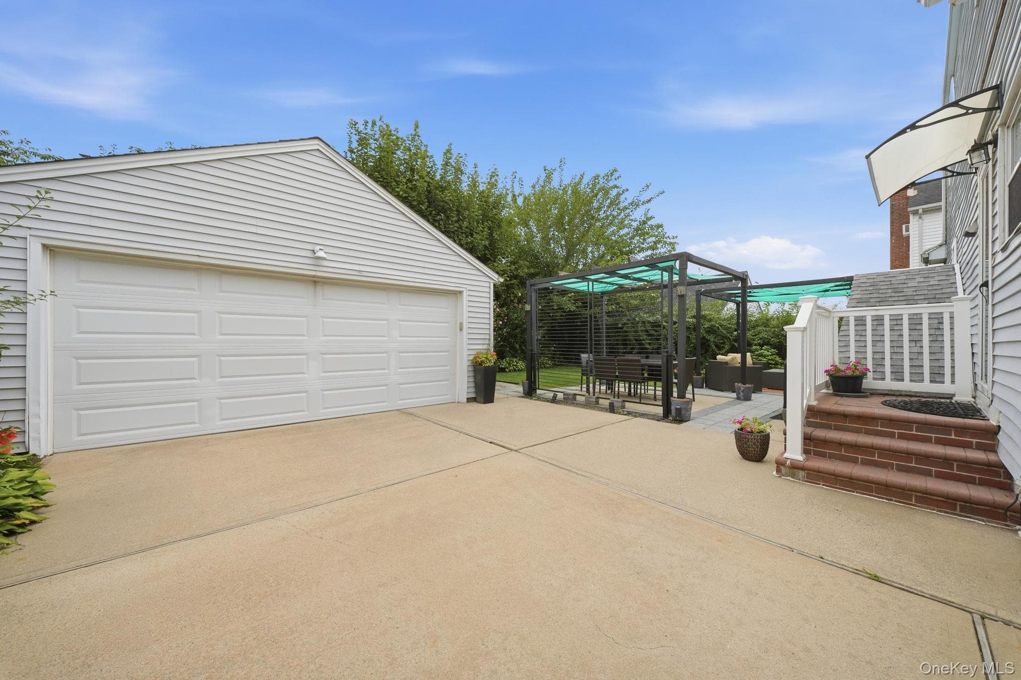 66 Caroline Avenue thumbnail 25