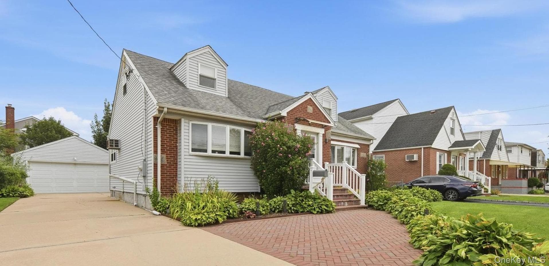 66 Caroline Avenue thumbnail 2