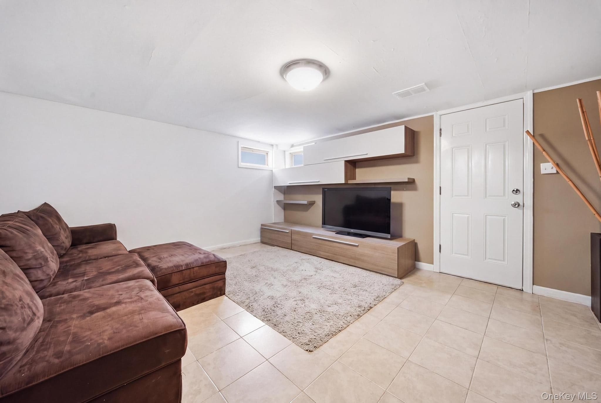 66 Caroline Avenue thumbnail 19