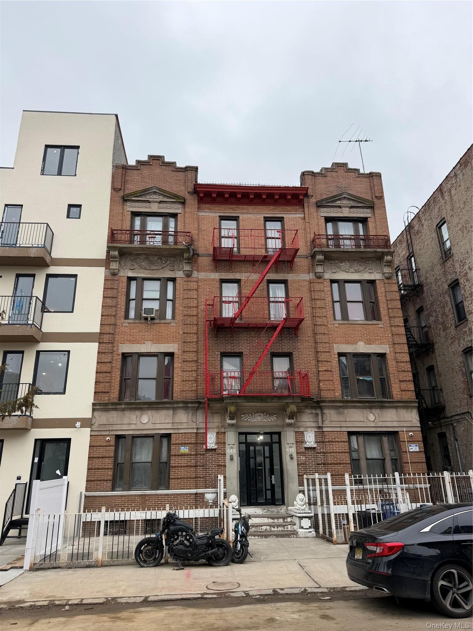 448 E 26th Street photo 1