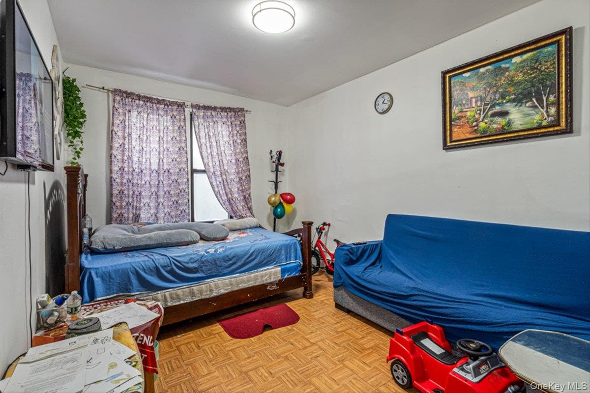 1715 Saint Peters Avenue thumbnail 20