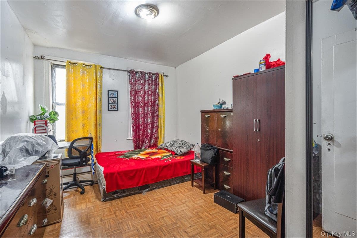 1715 Saint Peters Avenue thumbnail 29