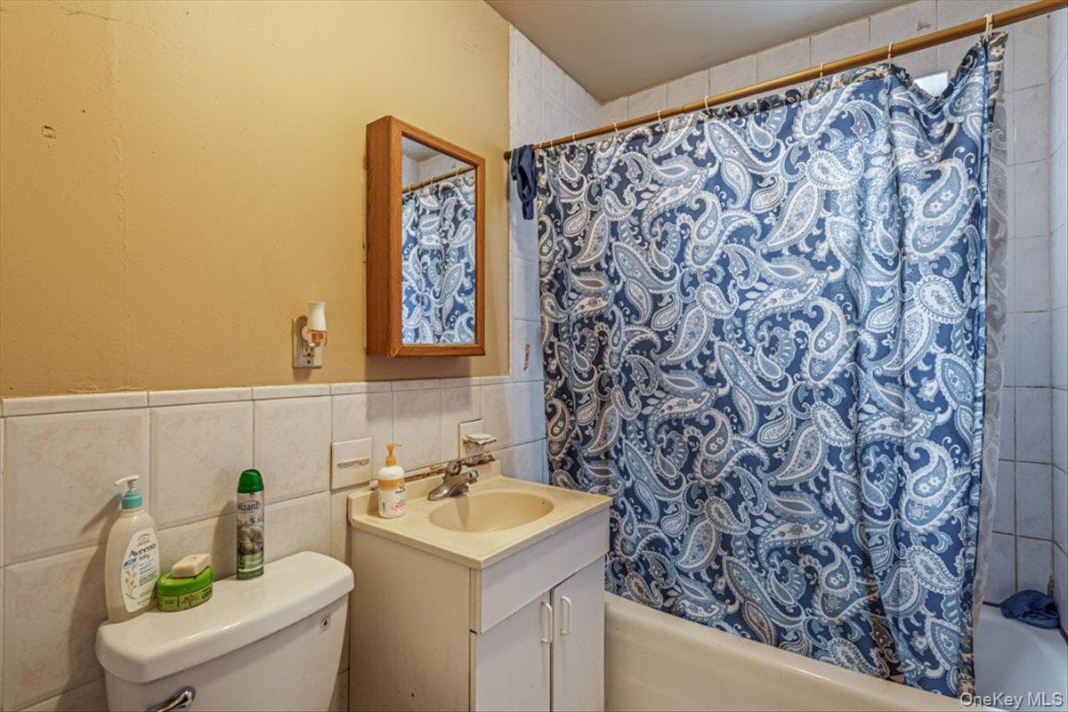 1715 Saint Peters Avenue thumbnail 19