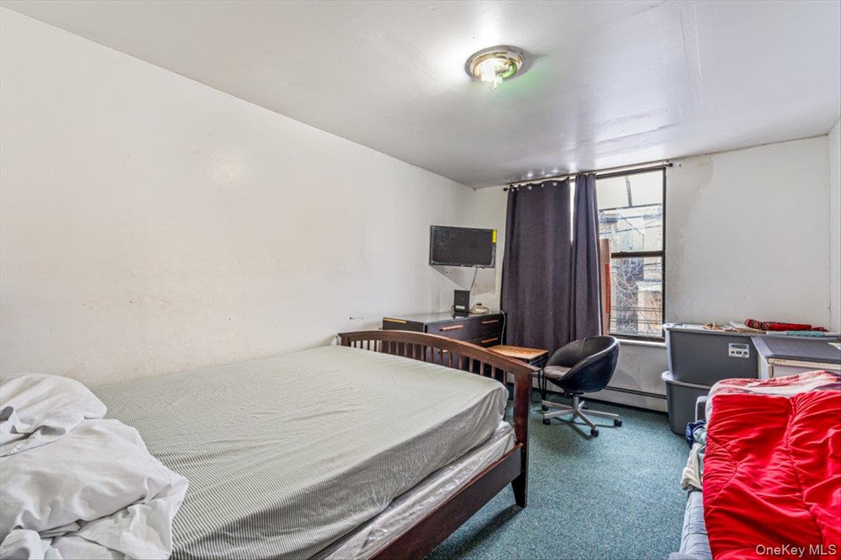 1715 Saint Peters Avenue thumbnail 6