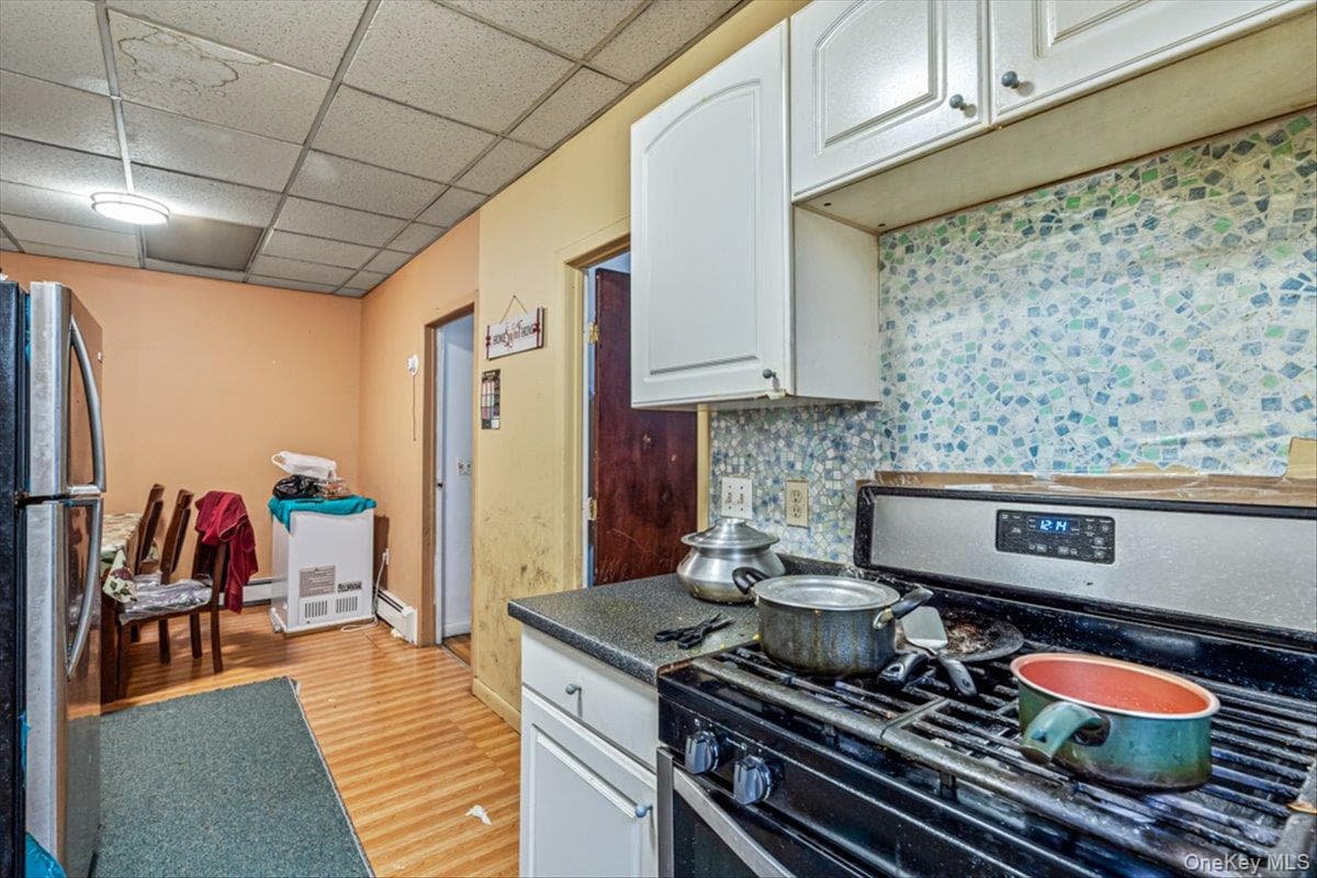 1715 Saint Peters Avenue thumbnail 16