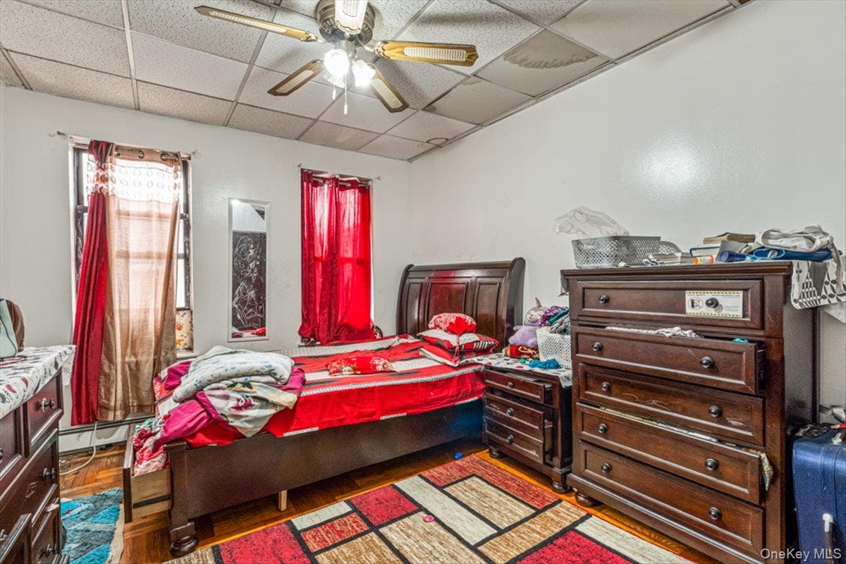 1715 Saint Peters Avenue thumbnail 12