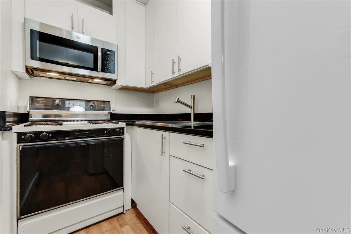 67-50 Thornton Place Unit: 4S thumbnail 15