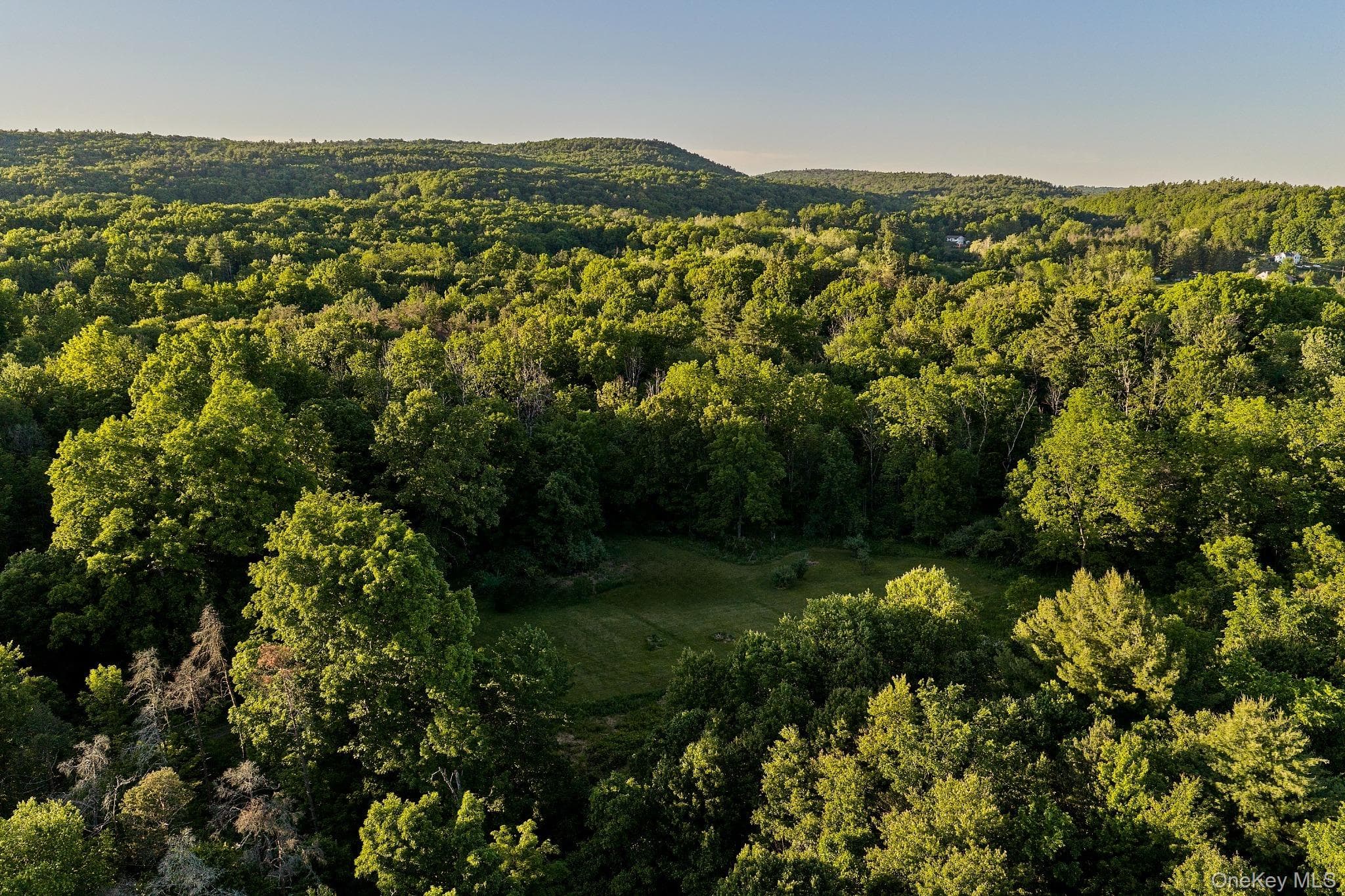 464 Mill Hook Road thumbnail 27