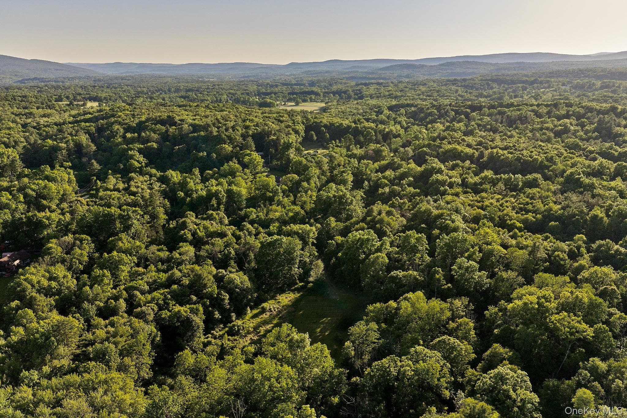 464 Mill Hook Road thumbnail 28