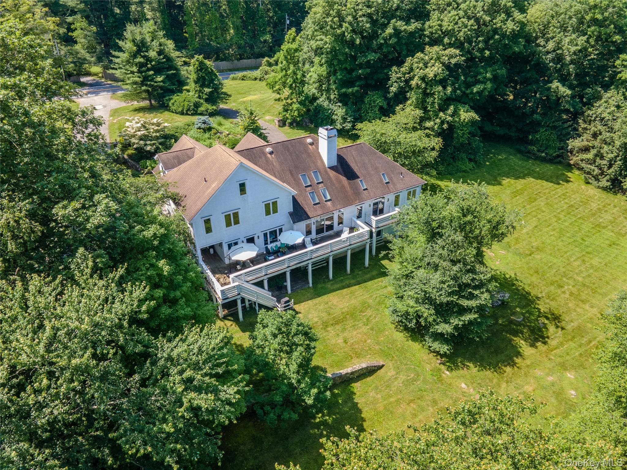 236 Hardscrabble Road thumbnail 25