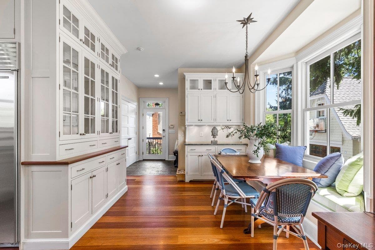 731 Forest Avenue thumbnail 15