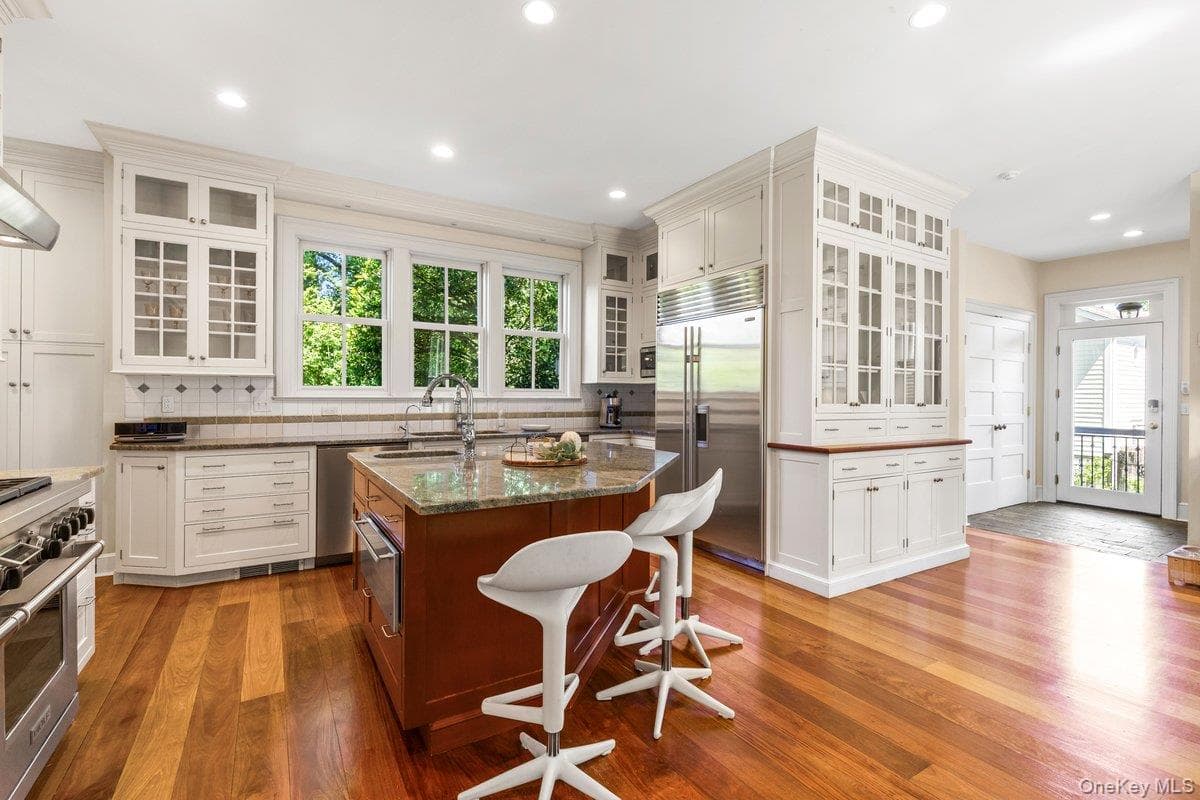 731 Forest Avenue thumbnail 14
