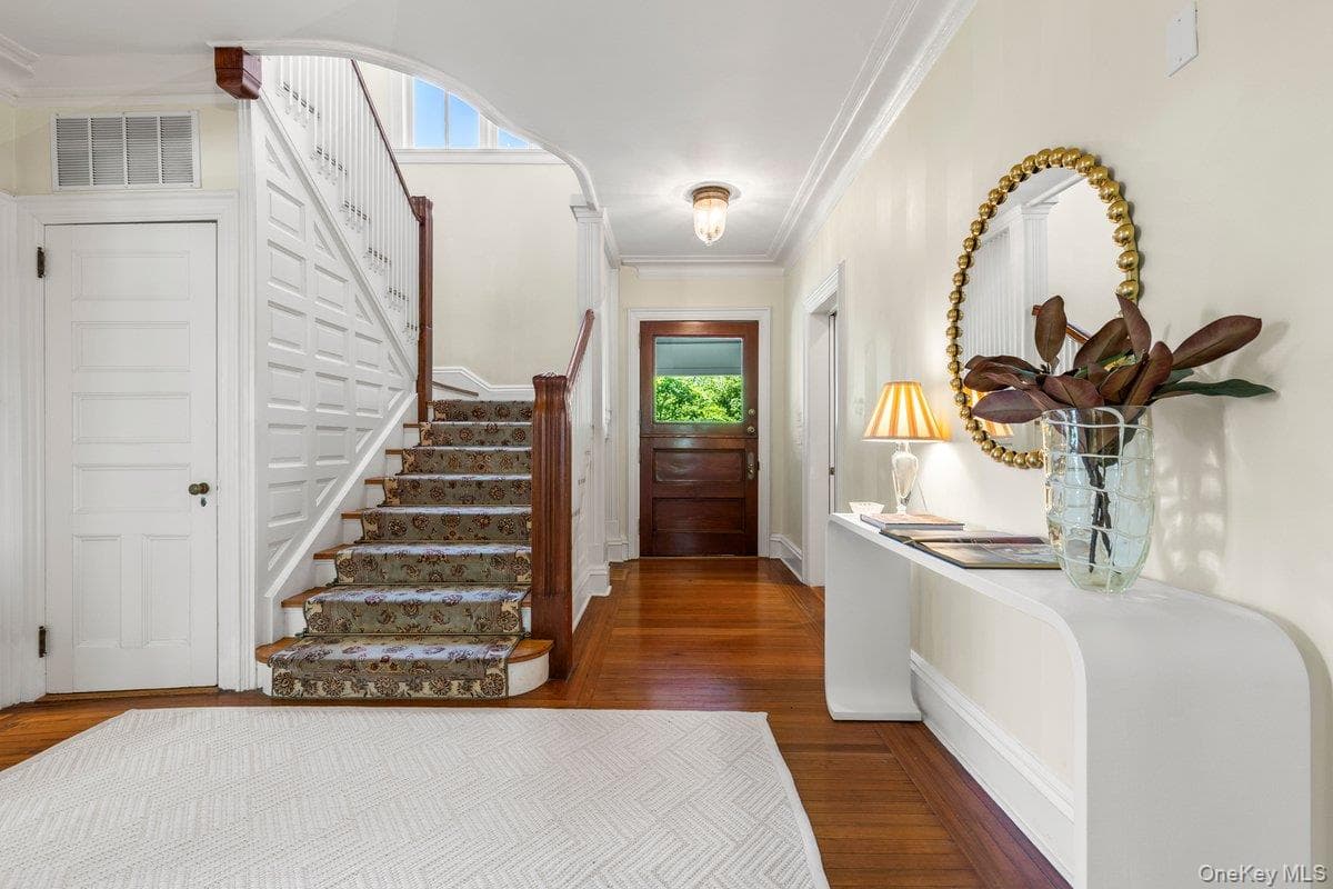 731 Forest Avenue thumbnail 9