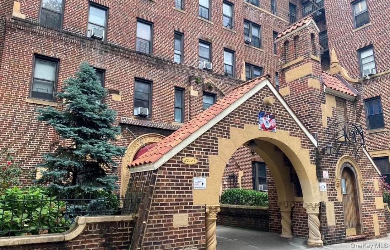 37-21 80th Street Unit: 2A, Jackson Heights
