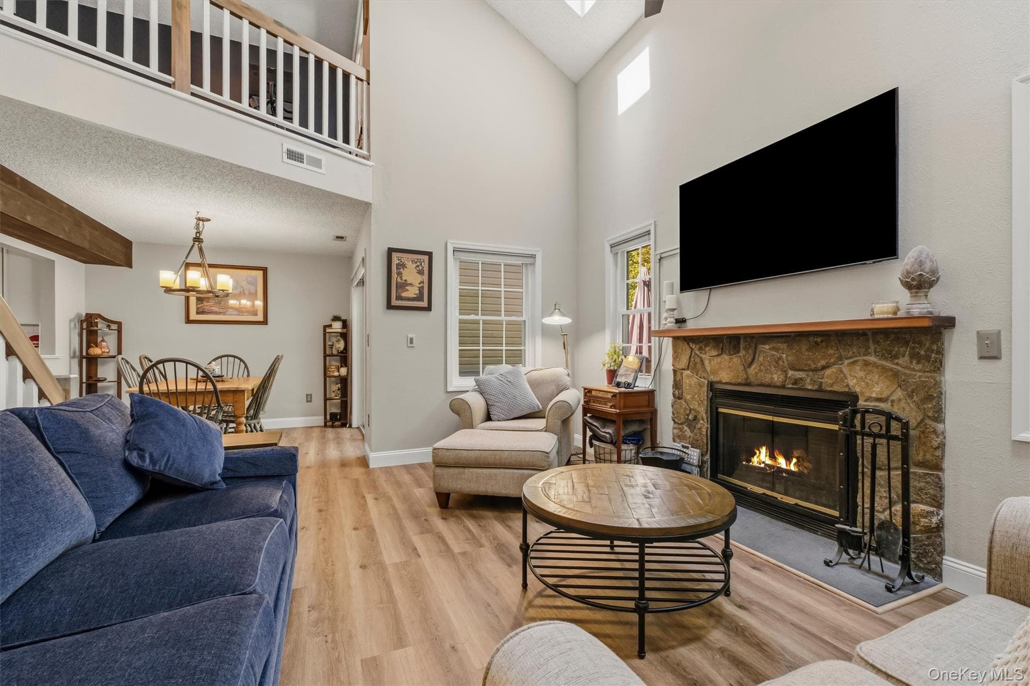 6 N Cambridge Court thumbnail 23