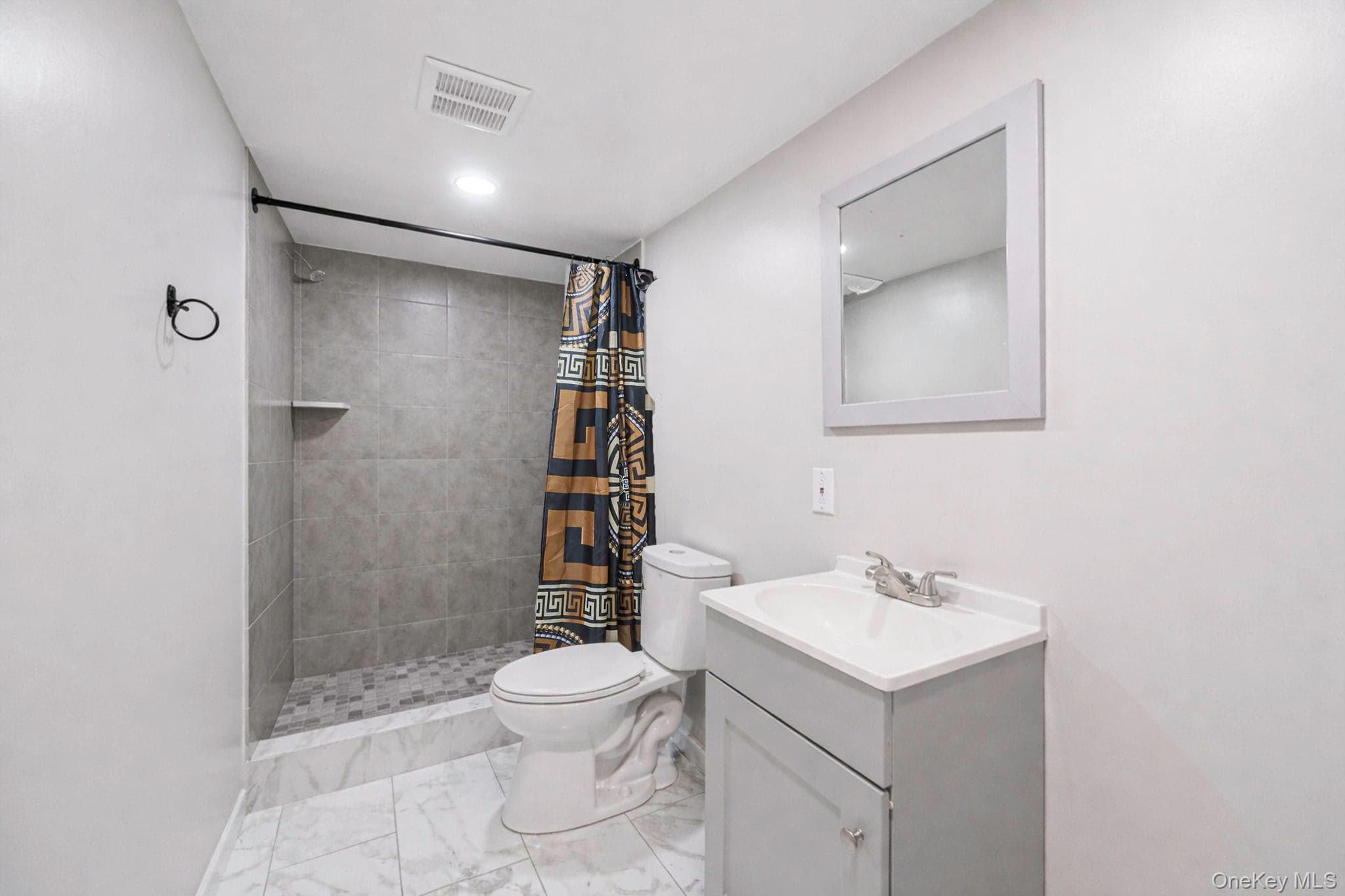 231 W Woodside Avenue thumbnail 18