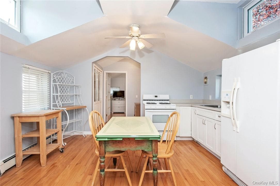 25 B Edgewater Park Unit: 25 B thumbnail 9