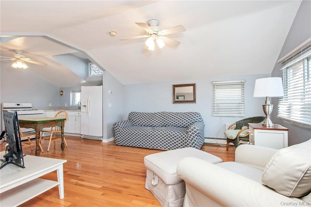 25 B Edgewater Park Unit: 25 B thumbnail 3