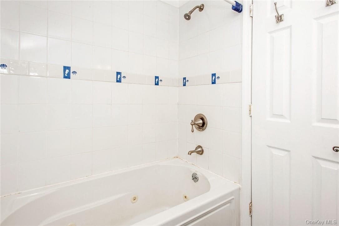 25 B Edgewater Park Unit: 25 B thumbnail 17